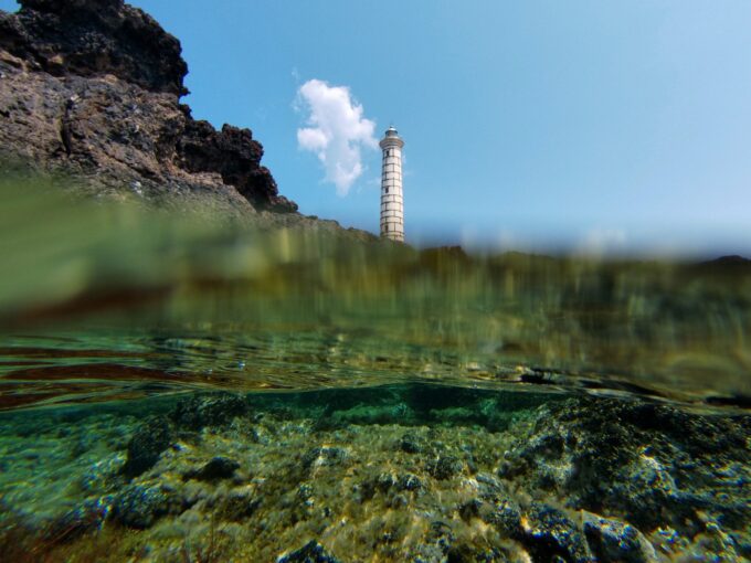 Sotto il velo dell'acqua